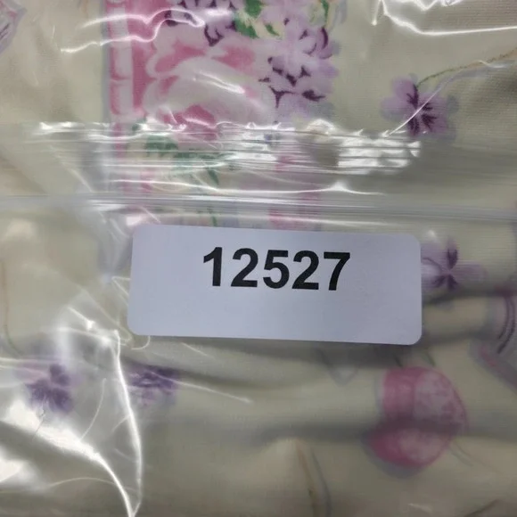 Vintage Anne Levin Nightgown Womens Medium Cream Floral Books Grannycore Classic - Picture 14 of 14